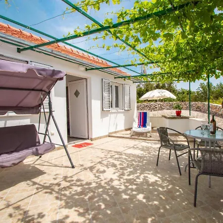 Snjezana By Interhome Ražanj