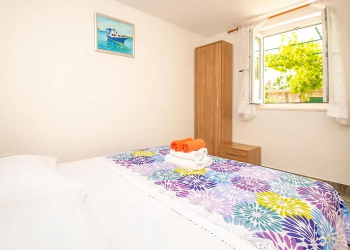 Snjezana By Interhome Ražanj