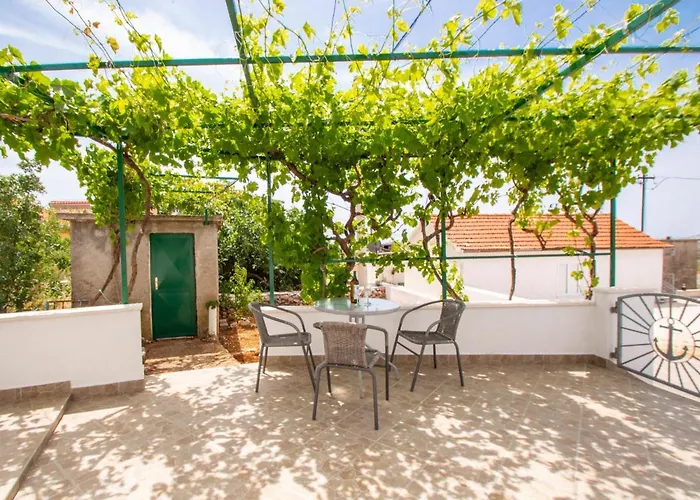 Snjezana By Interhome Vakantiehuis *